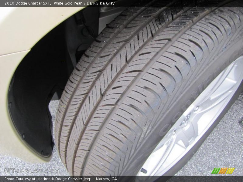 White Gold Pearl / Dark Slate Gray 2010 Dodge Charger SXT