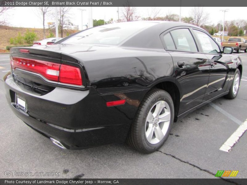 Brilliant Black Crystal Pearl / Black 2011 Dodge Charger SE