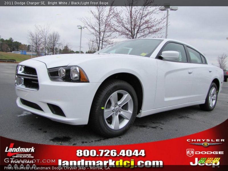 Bright White / Black/Light Frost Beige 2011 Dodge Charger SE