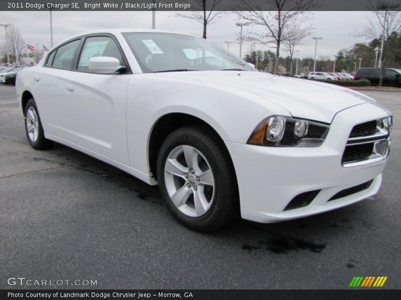 Bright White / Black/Light Frost Beige 2011 Dodge Charger SE