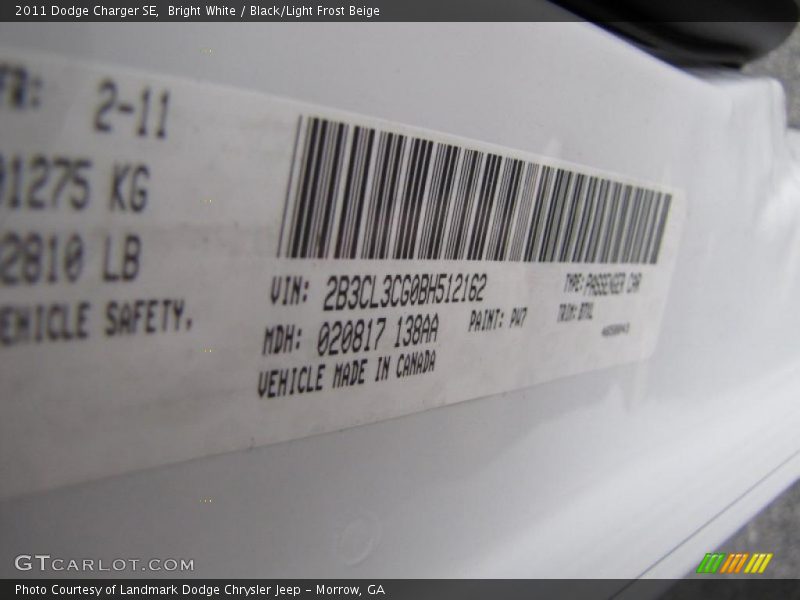 Bright White / Black/Light Frost Beige 2011 Dodge Charger SE