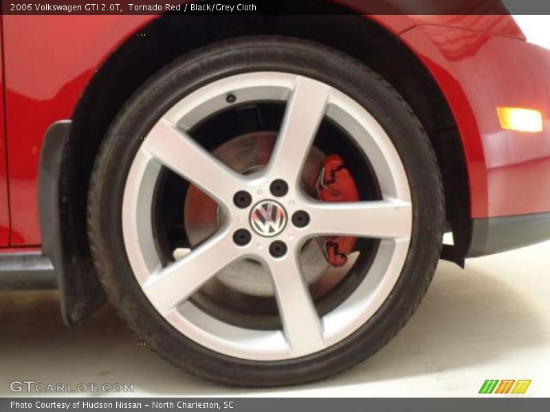 Tornado Red / Black/Grey Cloth 2006 Volkswagen GTI 2.0T