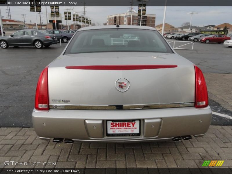 Light Platinum / Ebony 2008 Cadillac DTS