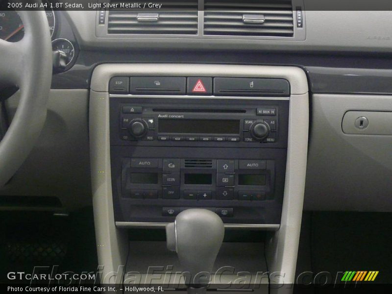 Light Silver Metallic / Grey 2005 Audi A4 1.8T Sedan