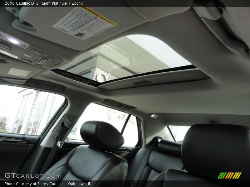 Light Platinum / Ebony 2008 Cadillac DTS