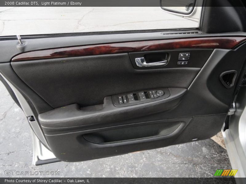 Light Platinum / Ebony 2008 Cadillac DTS