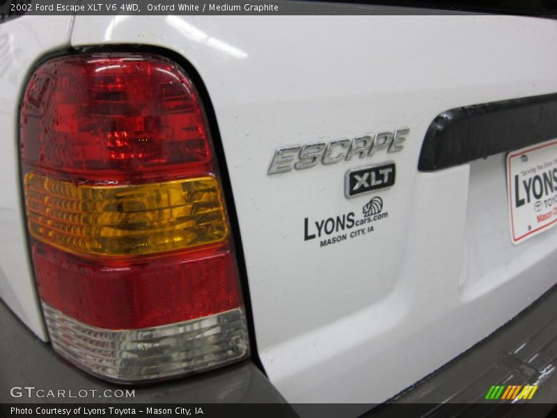 Oxford White / Medium Graphite 2002 Ford Escape XLT V6 4WD