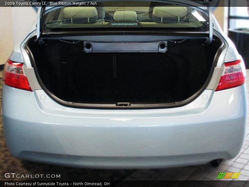 Blue Ribbon Metallic / Ash 2009 Toyota Camry LE