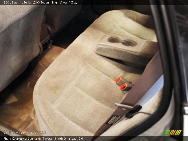 Bright Silver / Gray 2001 Saturn L Series L200 Sedan