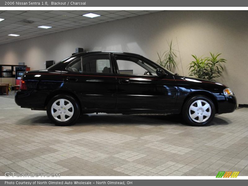 Blackout / Charcoal 2006 Nissan Sentra 1.8