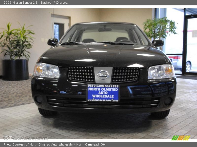 Blackout / Charcoal 2006 Nissan Sentra 1.8