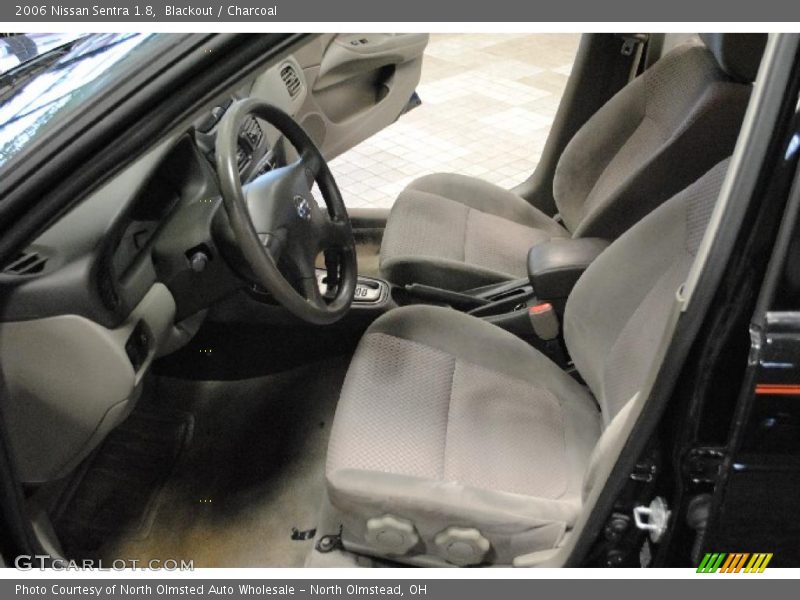 Blackout / Charcoal 2006 Nissan Sentra 1.8
