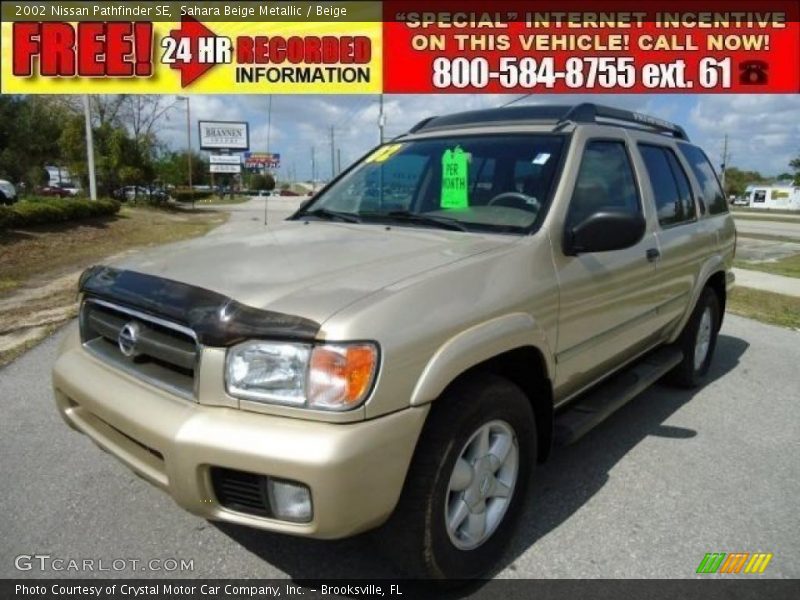 Sahara Beige Metallic / Beige 2002 Nissan Pathfinder SE
