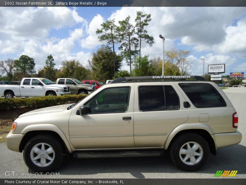 Sahara Beige Metallic / Beige 2002 Nissan Pathfinder SE