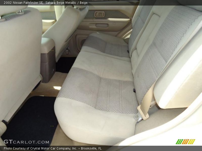 Sahara Beige Metallic / Beige 2002 Nissan Pathfinder SE
