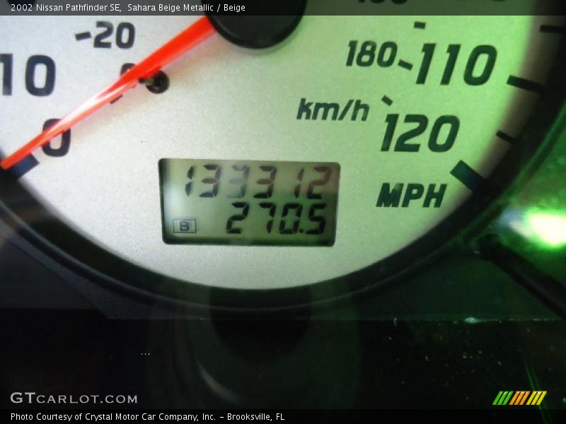 Sahara Beige Metallic / Beige 2002 Nissan Pathfinder SE
