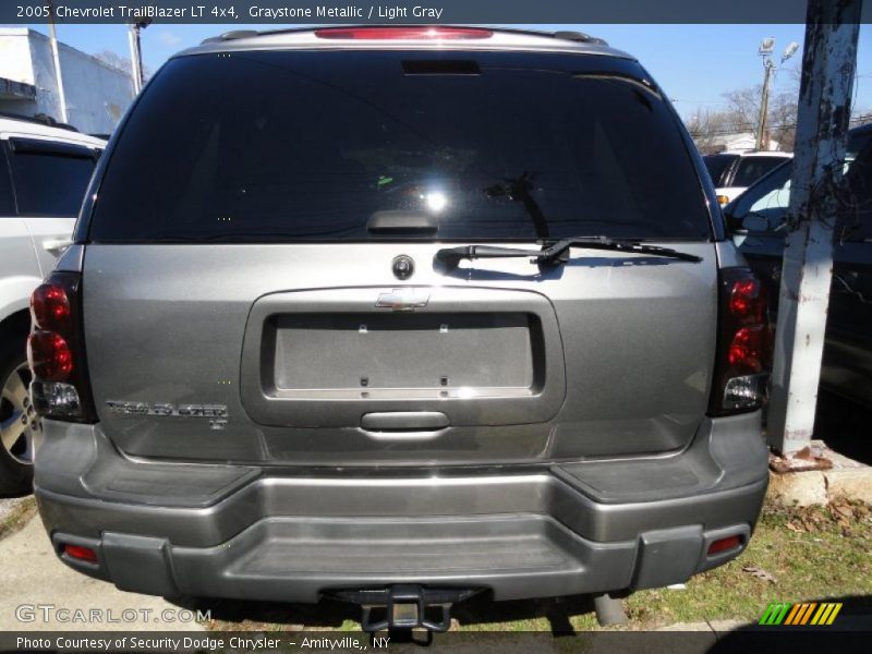 Graystone Metallic / Light Gray 2005 Chevrolet TrailBlazer LT 4x4