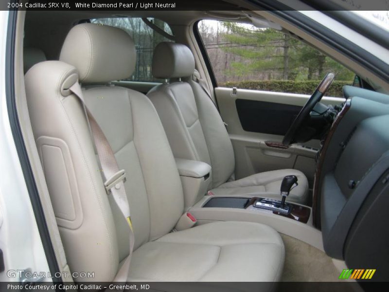  2004 SRX V8 Light Neutral Interior