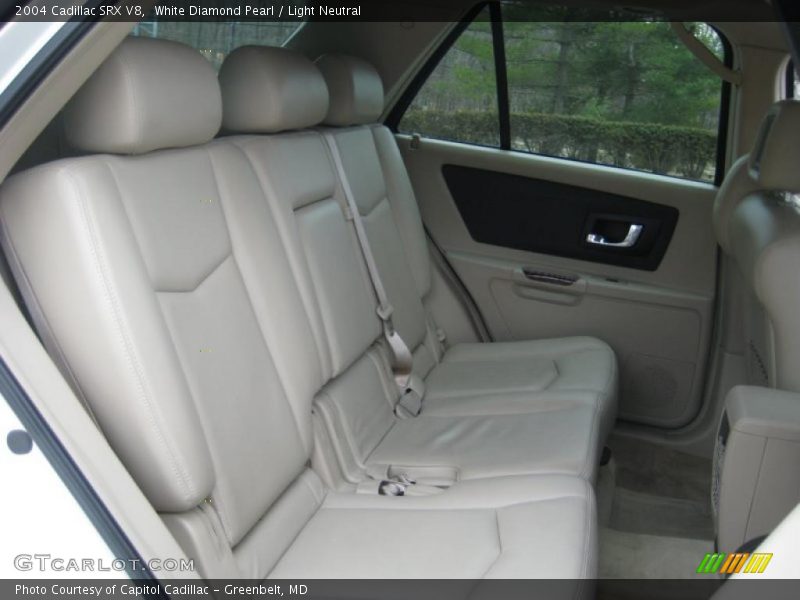  2004 SRX V8 Light Neutral Interior