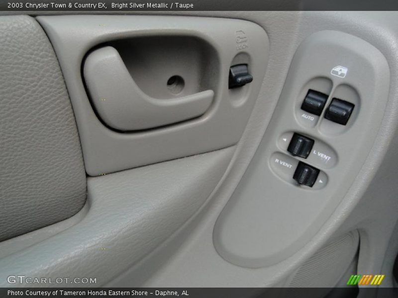Bright Silver Metallic / Taupe 2003 Chrysler Town & Country EX