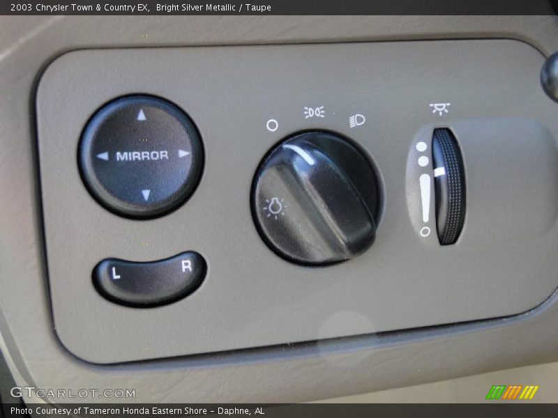 Bright Silver Metallic / Taupe 2003 Chrysler Town & Country EX