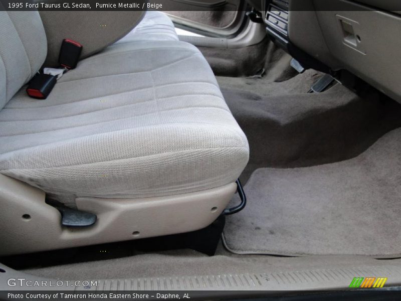 Pumice Metallic / Beige 1995 Ford Taurus GL Sedan