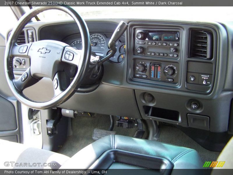 Summit White / Dark Charcoal 2007 Chevrolet Silverado 2500HD Classic Work Truck Extended Cab 4x4