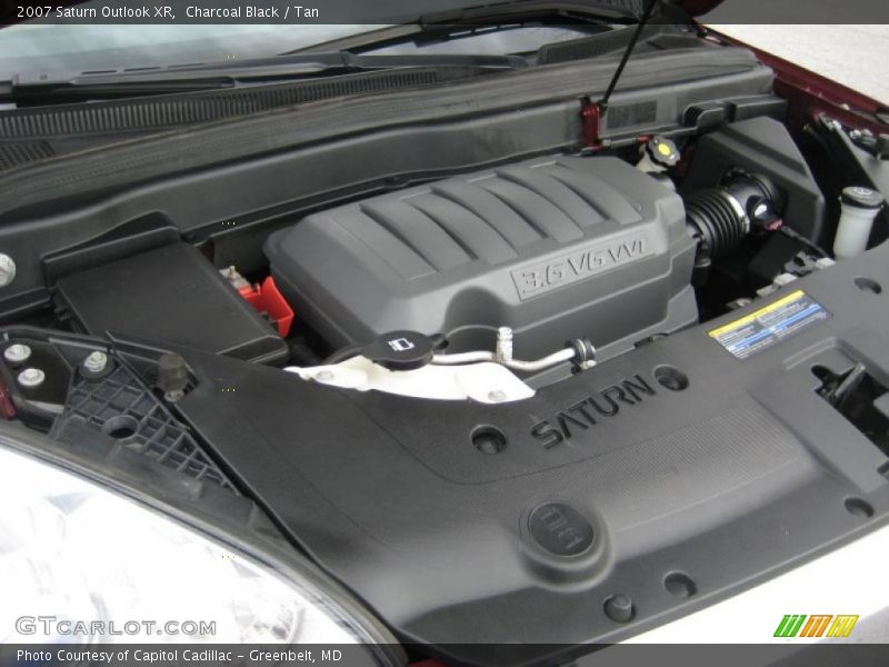 Charcoal Black / Tan 2007 Saturn Outlook XR