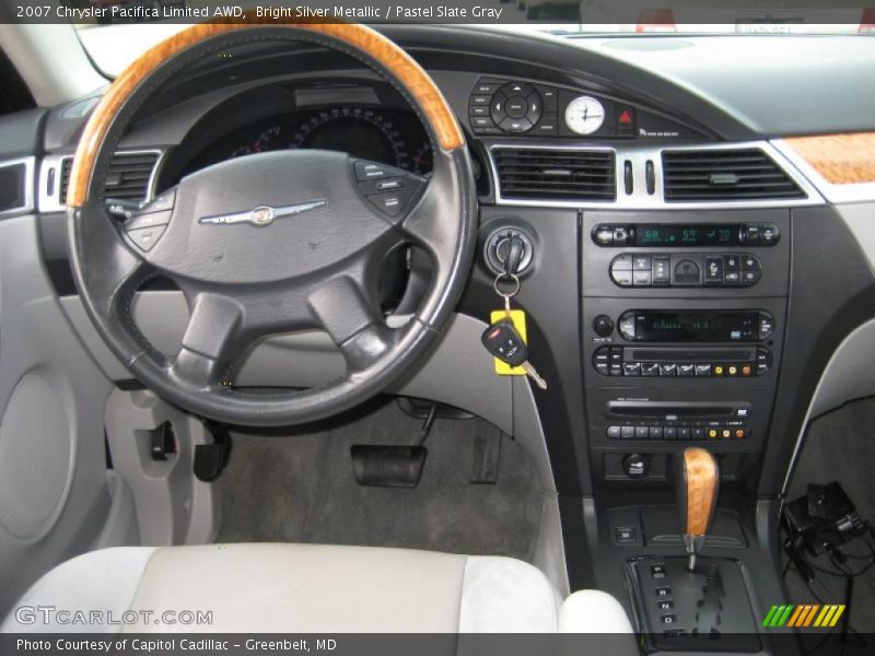 Dashboard of 2007 Pacifica Limited AWD