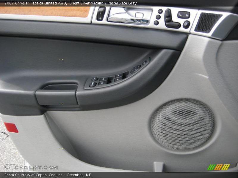 Bright Silver Metallic / Pastel Slate Gray 2007 Chrysler Pacifica Limited AWD