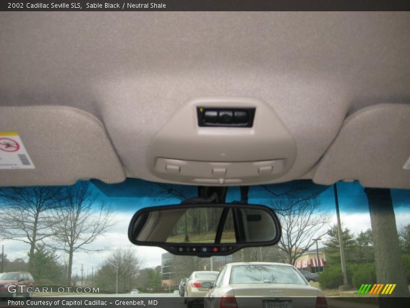 Sable Black / Neutral Shale 2002 Cadillac Seville SLS