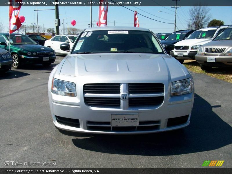 Bright Silver Metallic / Dark Slate Gray/Light Slate Gray 2008 Dodge Magnum SE
