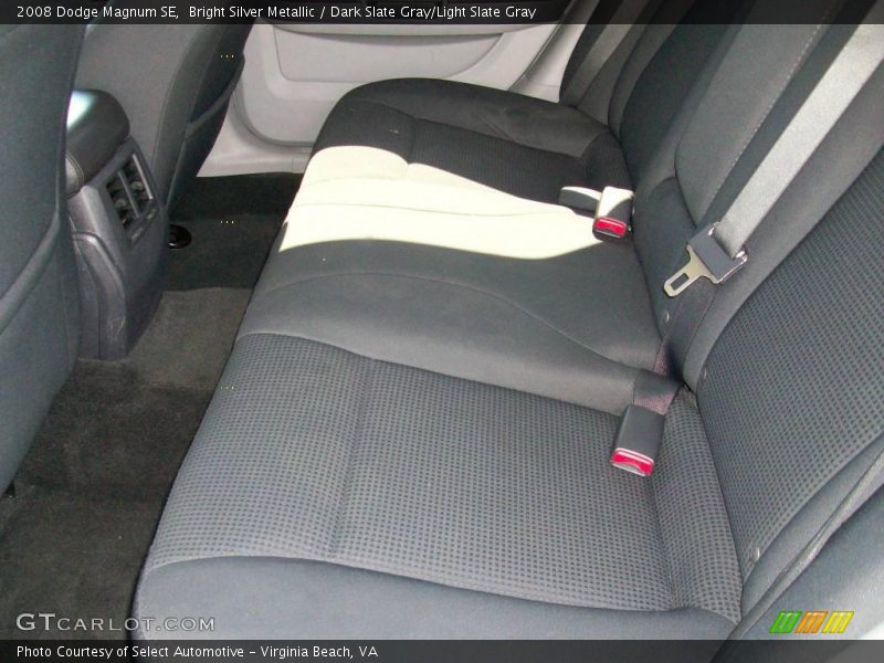 Bright Silver Metallic / Dark Slate Gray/Light Slate Gray 2008 Dodge Magnum SE