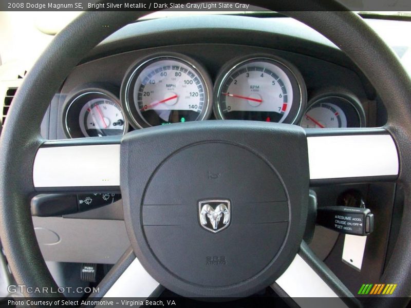 Bright Silver Metallic / Dark Slate Gray/Light Slate Gray 2008 Dodge Magnum SE