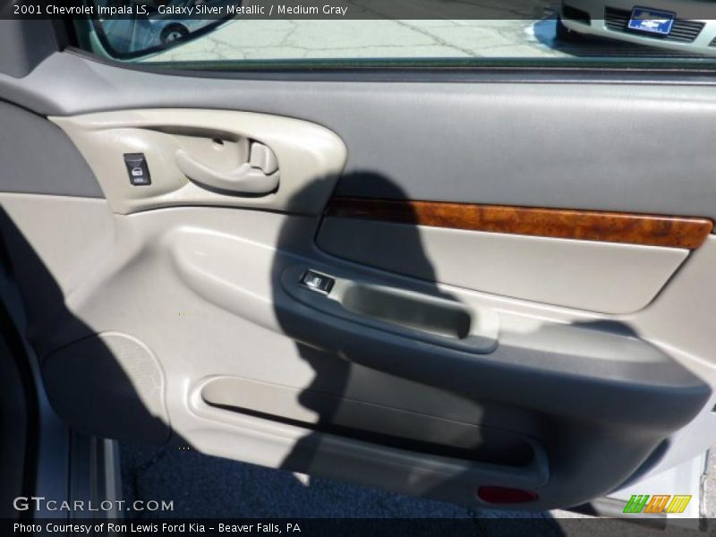 Galaxy Silver Metallic / Medium Gray 2001 Chevrolet Impala LS