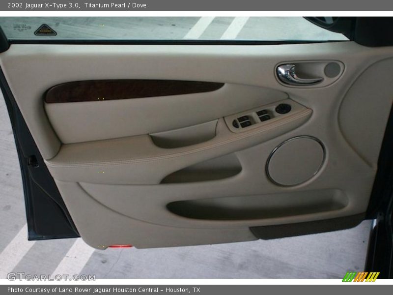 Titanium Pearl / Dove 2002 Jaguar X-Type 3.0