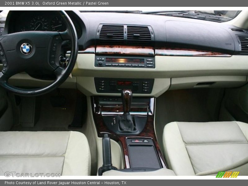 Oxford Green Metallic / Pastel Green 2001 BMW X5 3.0i