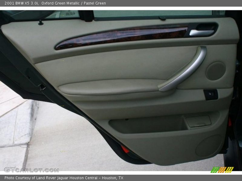 Oxford Green Metallic / Pastel Green 2001 BMW X5 3.0i