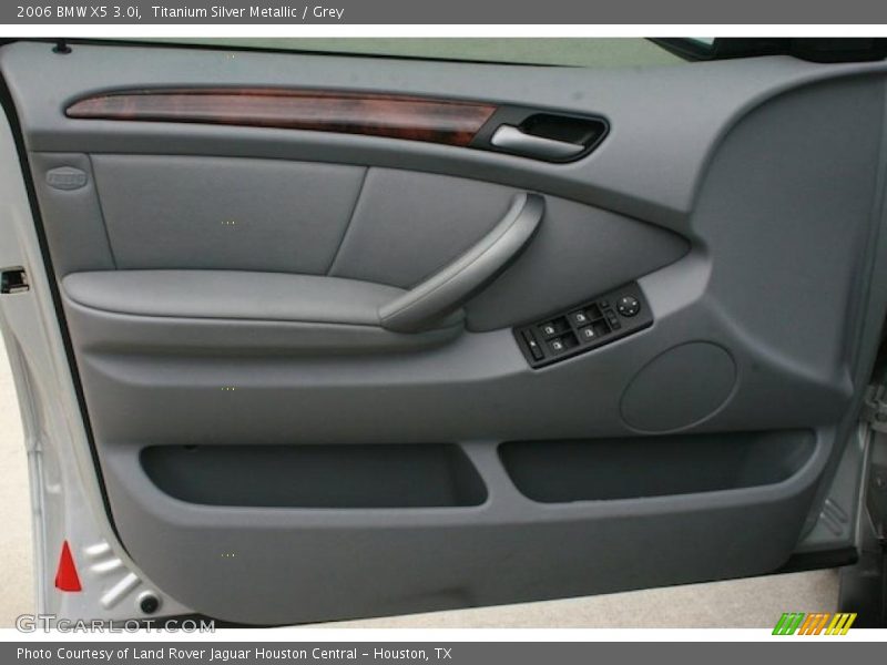 Titanium Silver Metallic / Grey 2006 BMW X5 3.0i