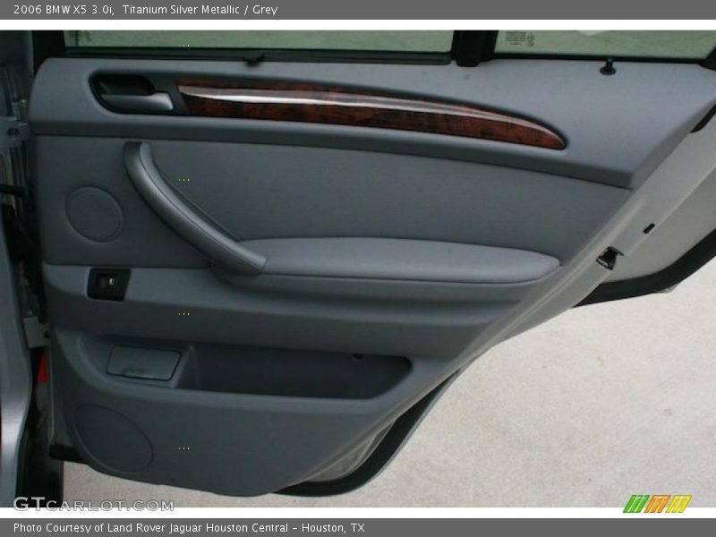 Titanium Silver Metallic / Grey 2006 BMW X5 3.0i