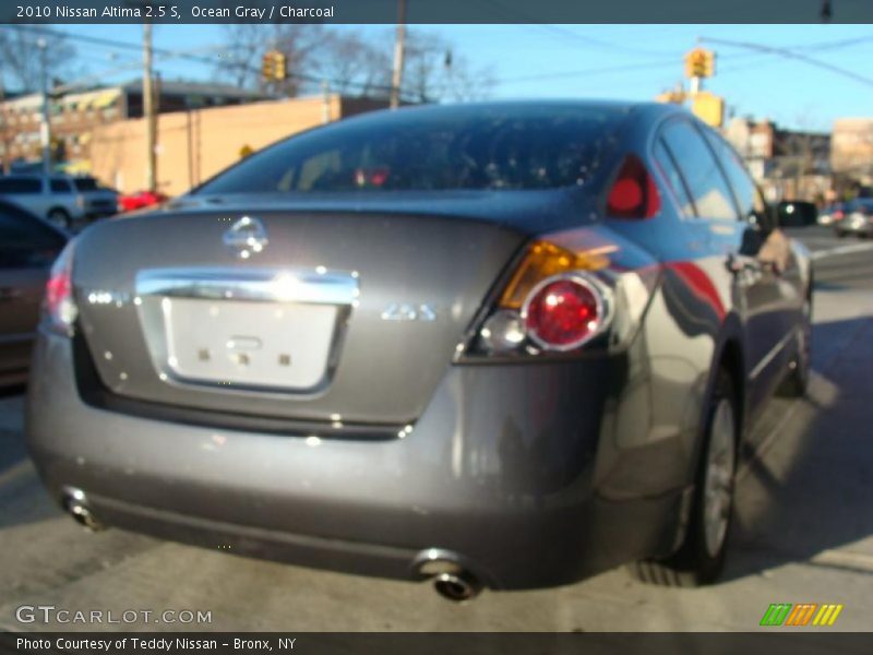 Ocean Gray / Charcoal 2010 Nissan Altima 2.5 S