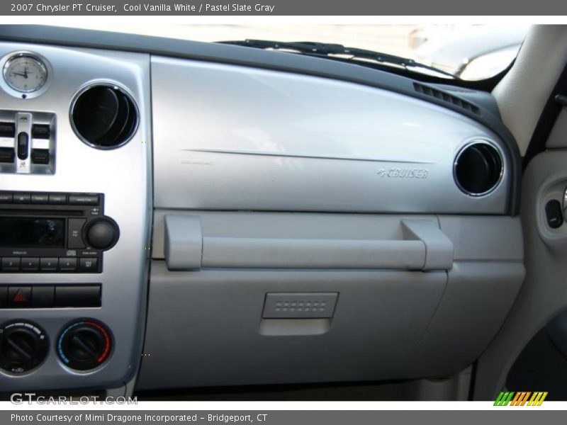 Cool Vanilla White / Pastel Slate Gray 2007 Chrysler PT Cruiser