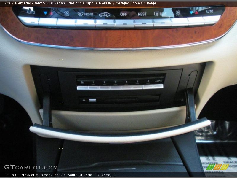 designo Graphite Metallic / designo Porcelain Beige 2007 Mercedes-Benz S 550 Sedan