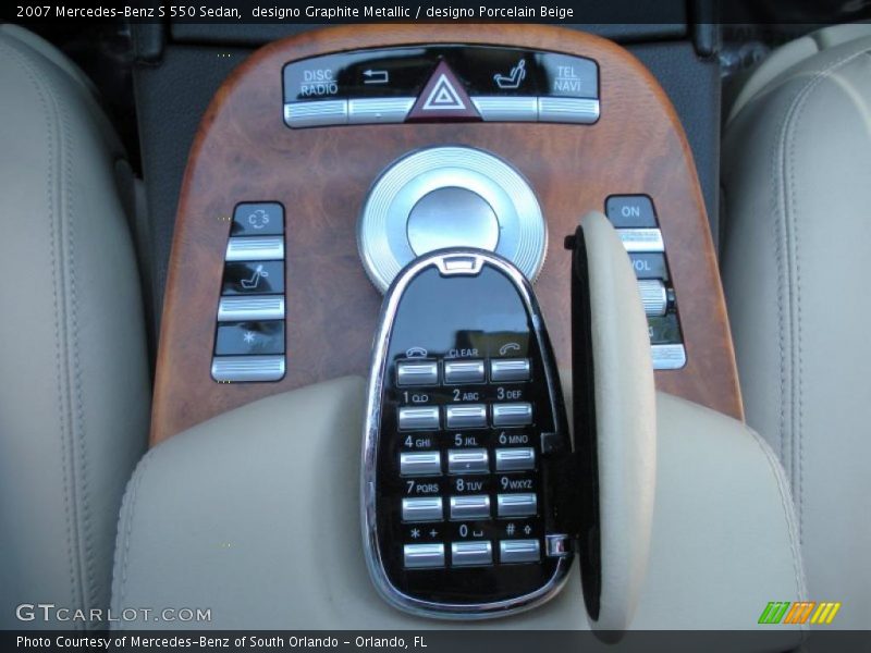 designo Graphite Metallic / designo Porcelain Beige 2007 Mercedes-Benz S 550 Sedan