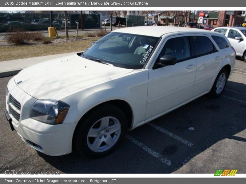 Cool Vanilla White / Dark Slate Gray/Light Graystone 2005 Dodge Magnum SXT