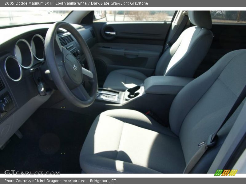 Cool Vanilla White / Dark Slate Gray/Light Graystone 2005 Dodge Magnum SXT