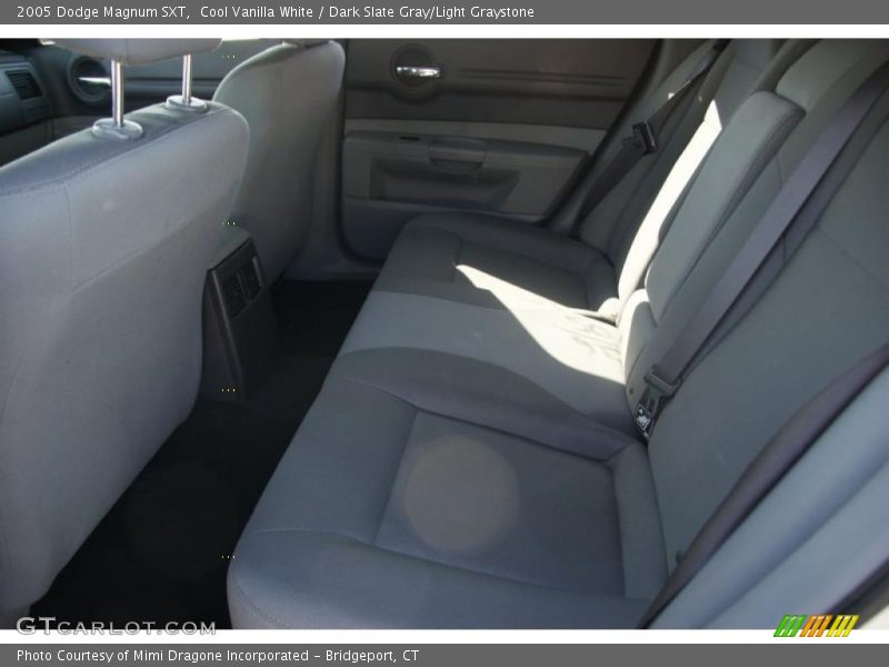 Cool Vanilla White / Dark Slate Gray/Light Graystone 2005 Dodge Magnum SXT