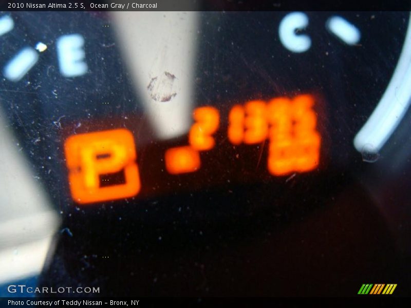 Ocean Gray / Charcoal 2010 Nissan Altima 2.5 S
