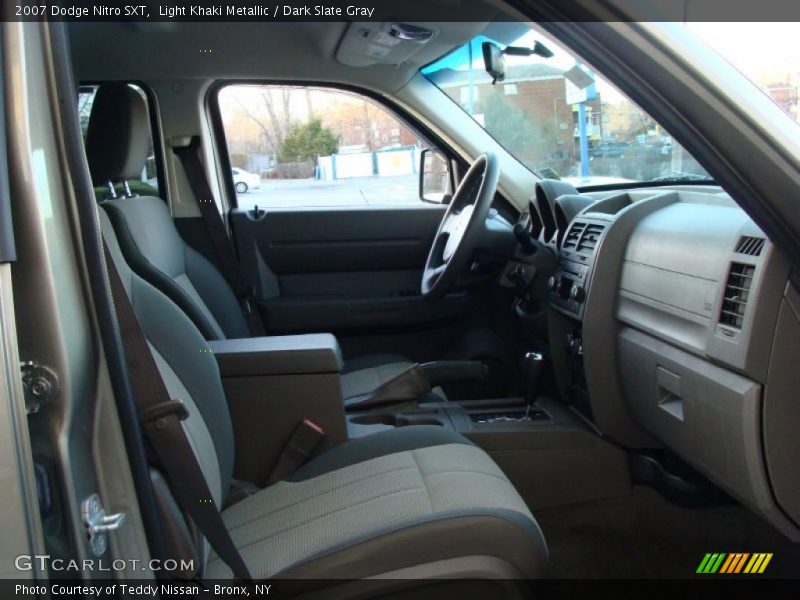 Light Khaki Metallic / Dark Slate Gray 2007 Dodge Nitro SXT