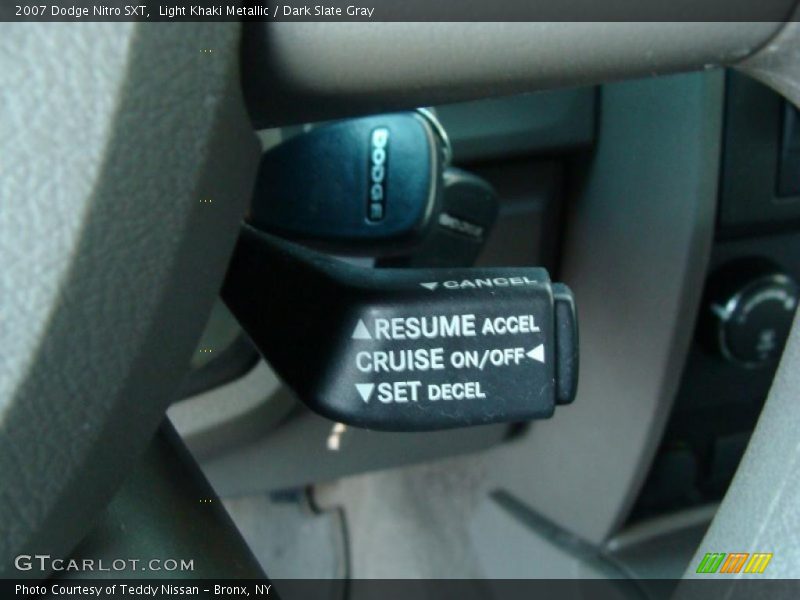 Light Khaki Metallic / Dark Slate Gray 2007 Dodge Nitro SXT